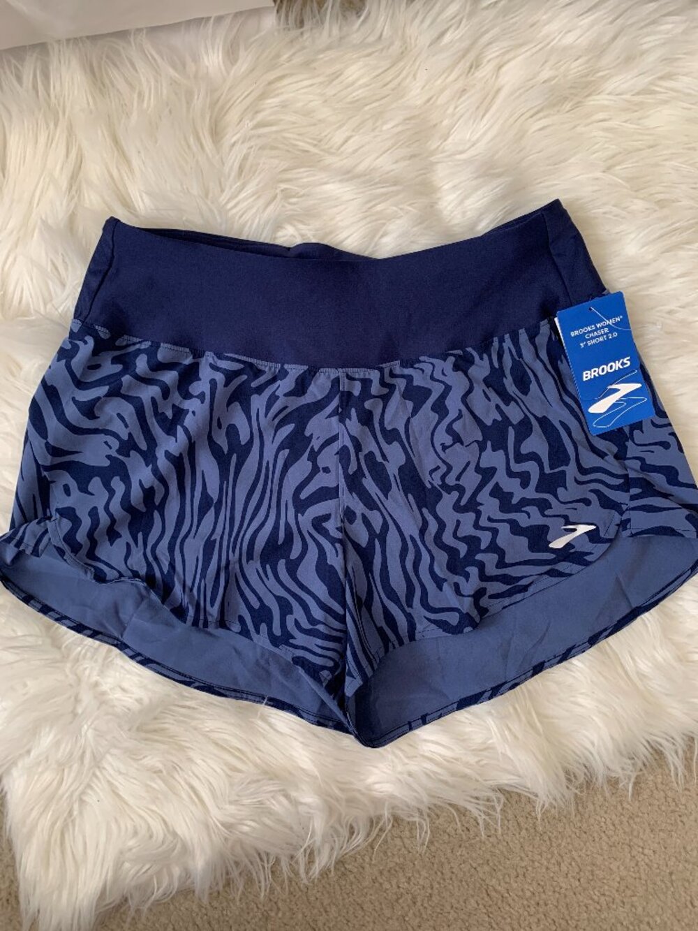 BROOKS Chaser 3" Shorts 2.0 in Midnight Speedscape Sz MEDIUM